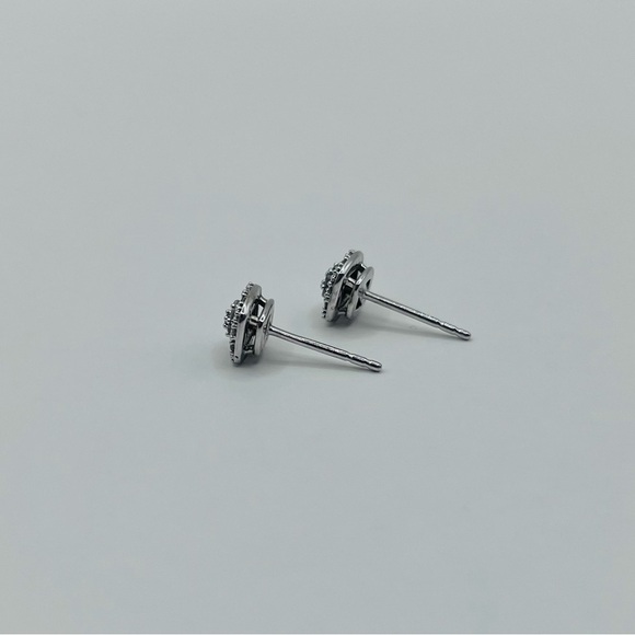 Cushion Cut .25 carats Natural Diamond Studs Sterling Silver - Picture 5 of 6